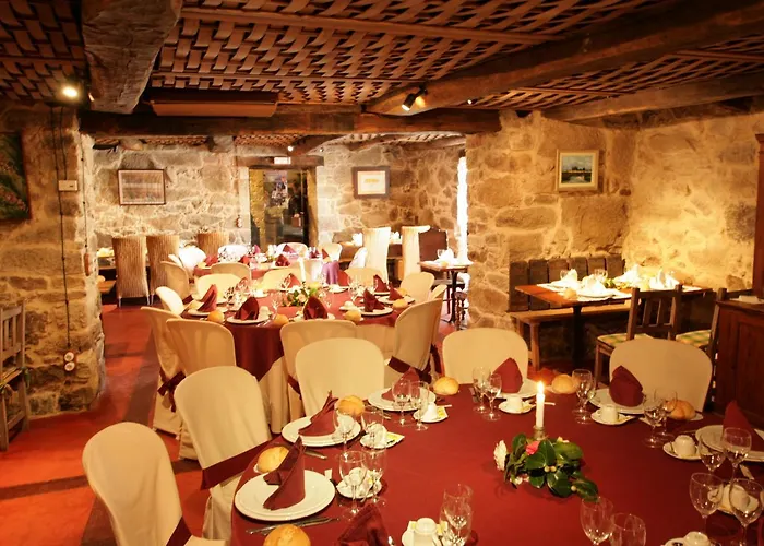 Hotel de 3 estrellas: Casa Grande De Rosende